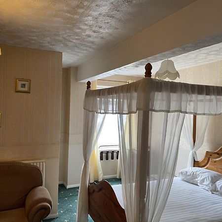 Stoke-on-Trent Moorville Hall Hotel מראה חיצוני תמונה