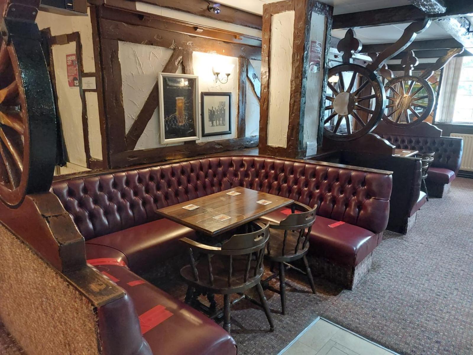 Stoke-on-Trent Moorville Hall Hotel מראה חיצוני תמונה