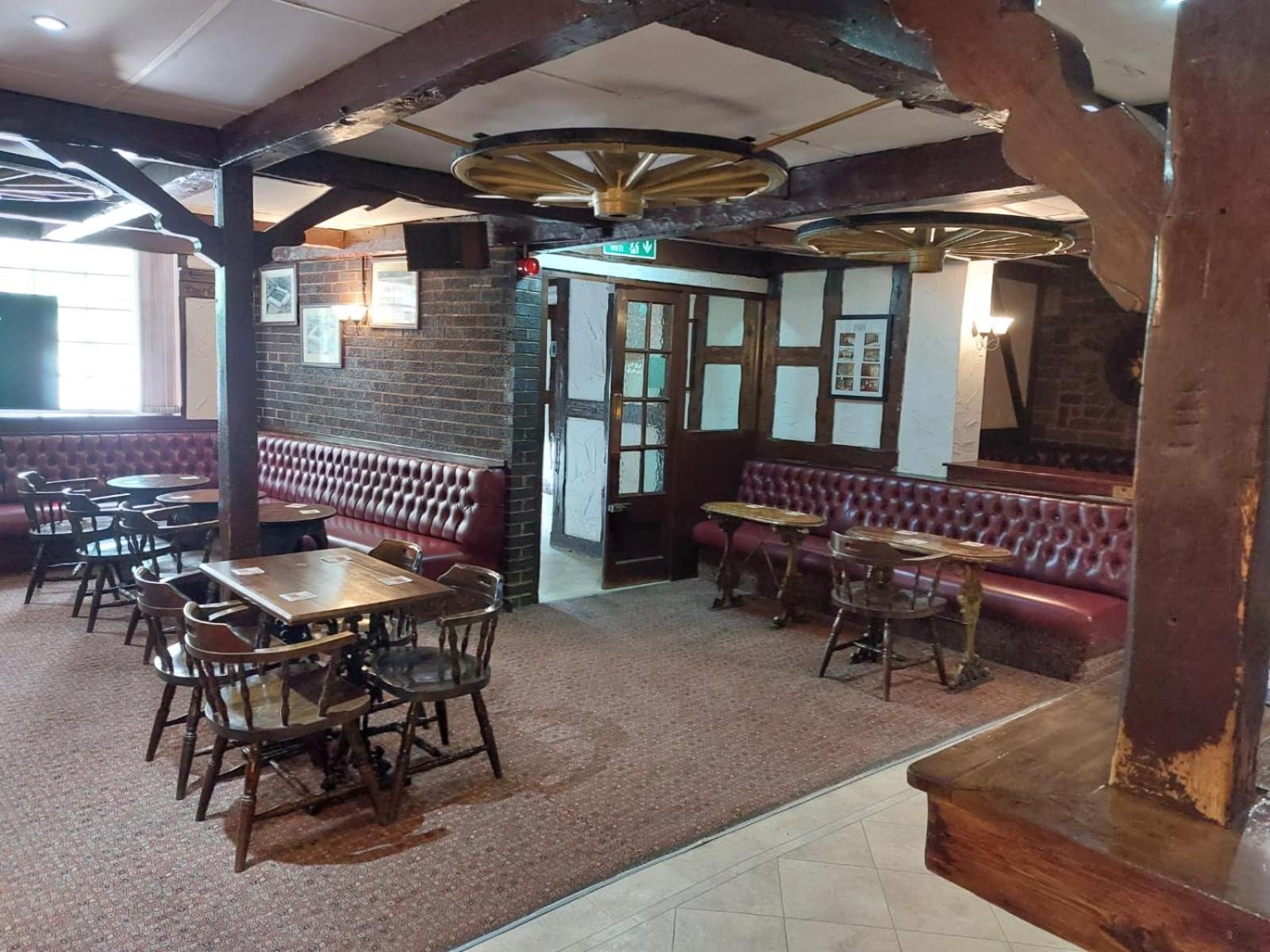 Stoke-on-Trent Moorville Hall Hotel מראה חיצוני תמונה
